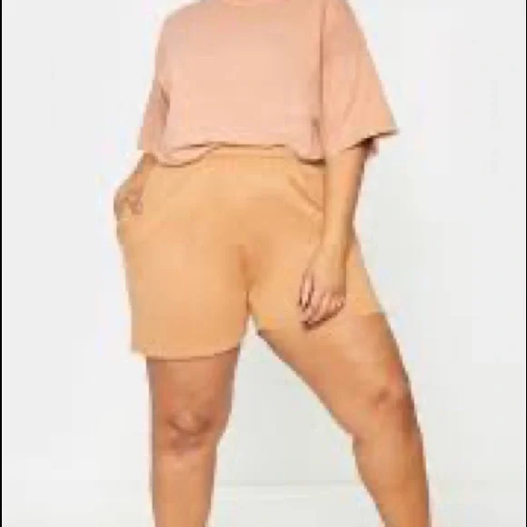 PrettyLittleThing Shorts Nwt Plt Plus Toffee Pocket Sweat